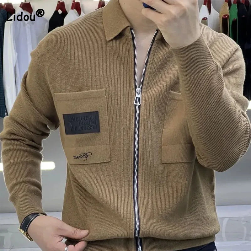 Refined Style: Men's Office-Ready Knit Coat with Zipper Pockets