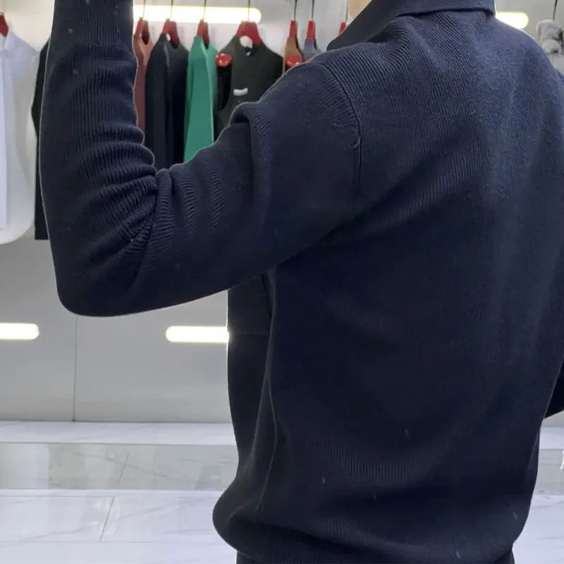 Refined Style: Men's Office-Ready Knit Coat with Zipper Pockets